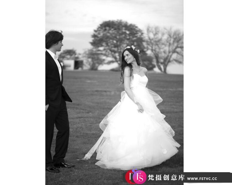 [婚纱摄影教程]Justin&Mary-正宗婚礼人像摆姿势艺术教程包(视频+PDF)