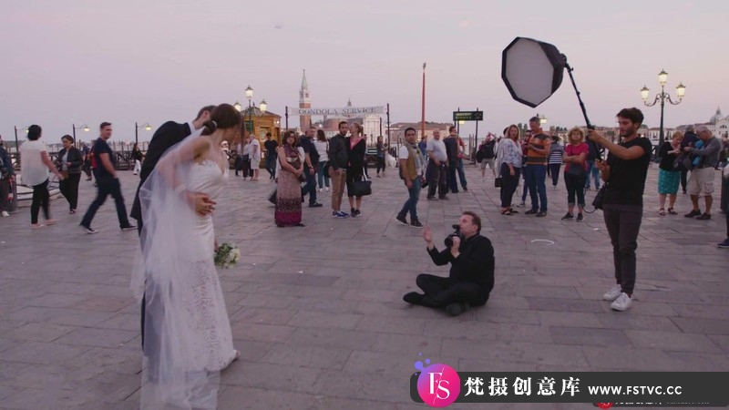 [婚纱摄影教程]ProfotoAcademy-经典独特的环境婚纱人像摄影及后期教程