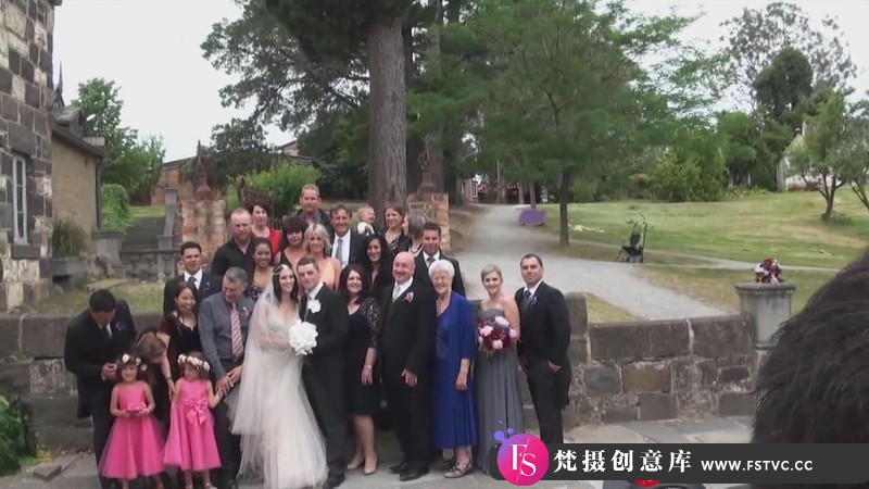 [婚纱摄影教程]杰里·吉奥尼斯(JerryGhionis)真正的婚礼系列Erin&Jeremy婚礼拍摄教程-中英字幕