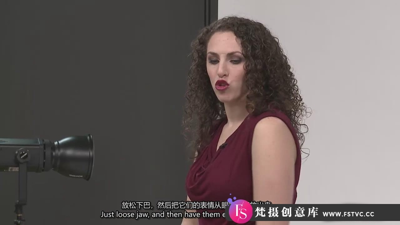 图片[4]-[人像摄影教程]摄影师 Lindsay Adler 摆姿势系列-必备基本摆姿势技巧-中英字幕-梵摄创意库