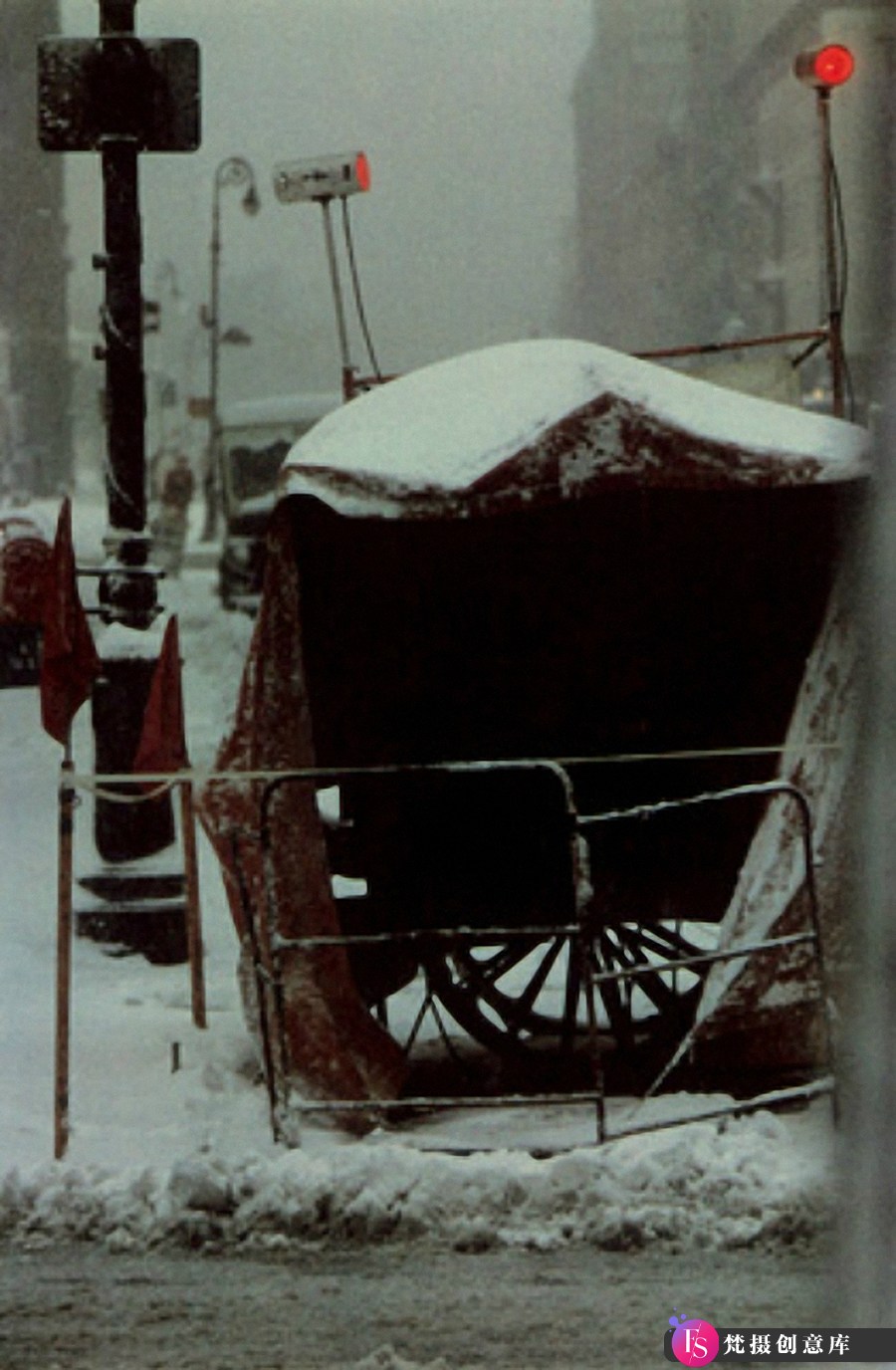 图片[9]-大师作品集-Saul Leiter [238P-224.03 MB]-摄影参考审美提升